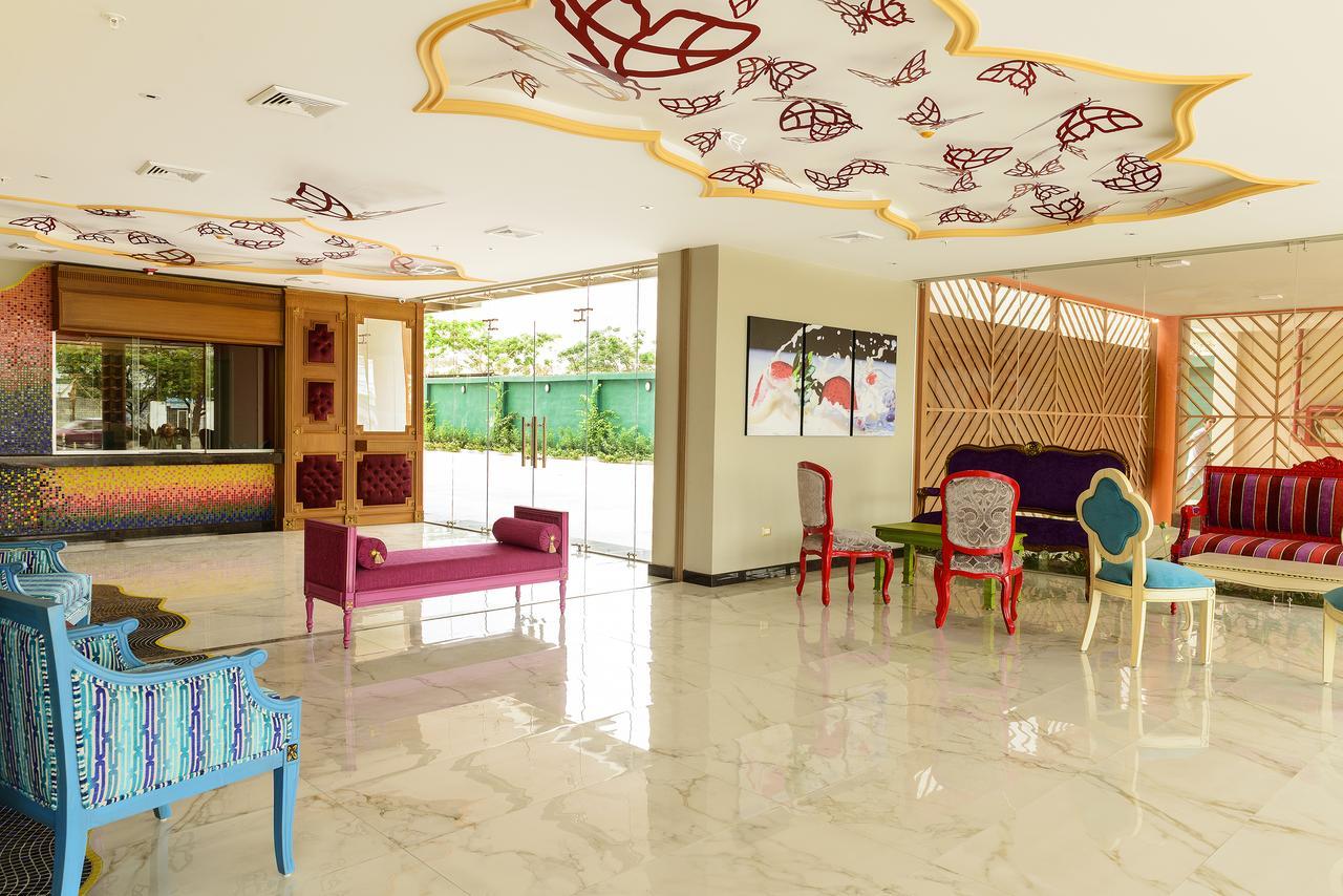 جواياكيل Np Hotel Y Suites المظهر الخارجي الصورة
